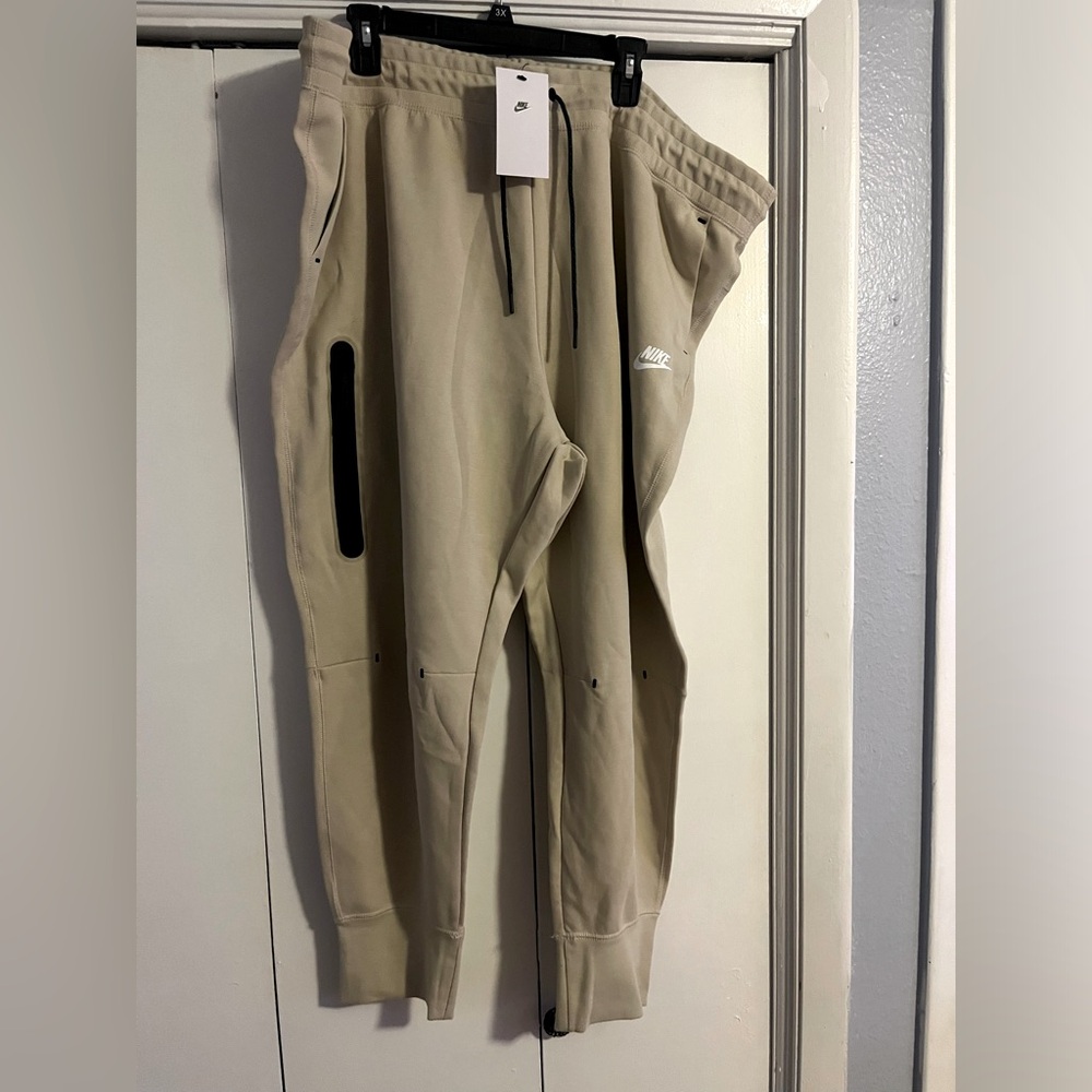 Cream Colored Nike Joggers